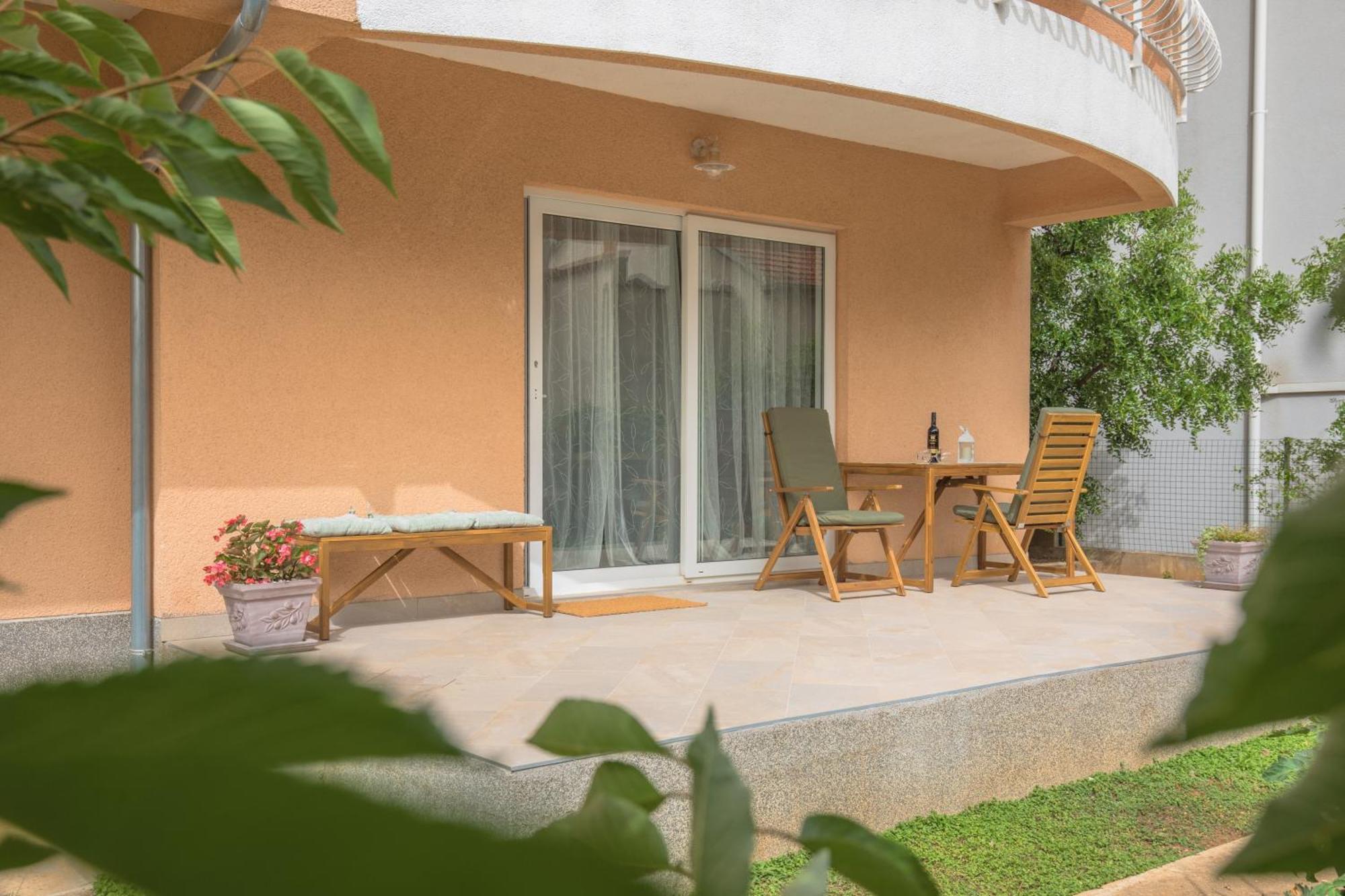 Elena Apartamento Šibenik Exterior foto
